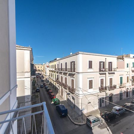 B&B Camera A Sud Mare' Trani Kültér fotó