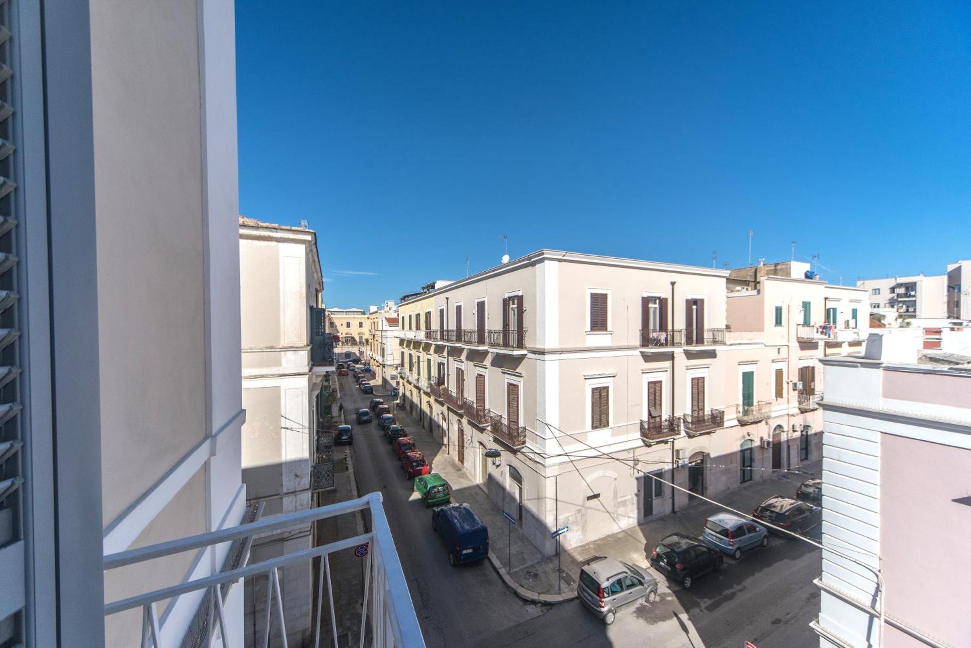 B&B Camera A Sud Mare' Trani Kültér fotó